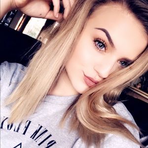 Meet your Posher, Samantha